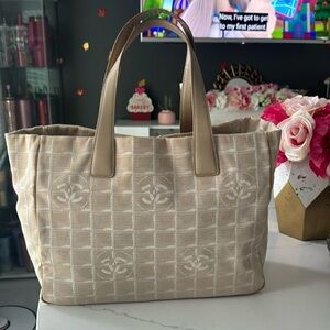 Chanel travel ligne Chic Beige Designer Tote Bag